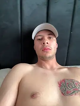themouate online show from June 4, 2026, 9:43 pm