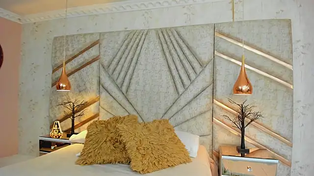 JustinePerry online show from March 1, 2026, 3:52 am