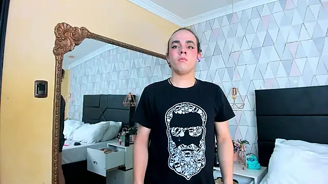 JustinePerry online show from April 11, 2026, 3:55 am