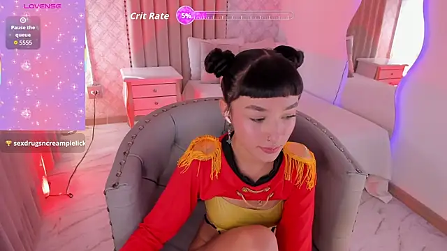 Candy5Girl online show from October 7, 2025, 7:55 pm