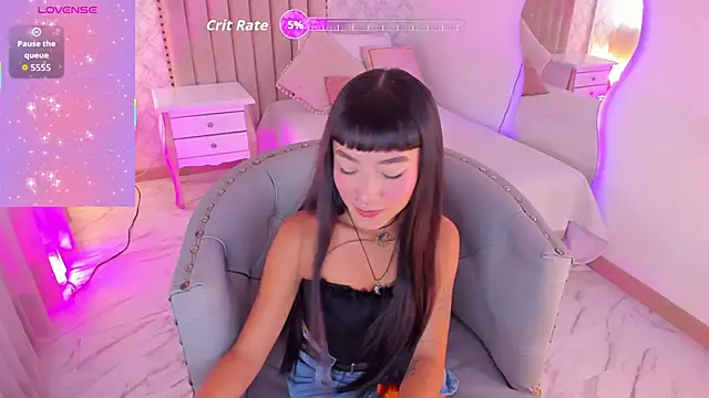 Candy5Girl online show from October 18, 2025, 7:36 pm