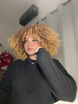 Lucy wilson5 online show from March 1, 2026, 2:46 am