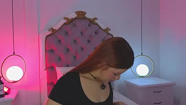 Snapshot of _ambar_Adamss chatting on November 20, 2025, 11:21 am ambar Adamss online show from November 20, 2025, 11:21 am