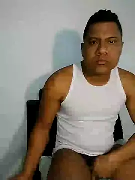Snapshot of latinblack01 chatting on December 4, 2024, 6:39 pm latinblack01 online show from December 4, 2024, 6:39 pm
