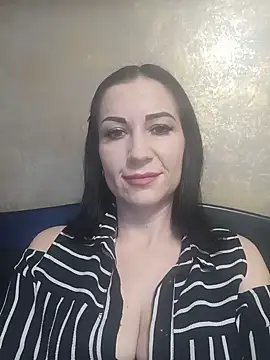 FireLily332 online show from January 29, 2025, 4:41 pm