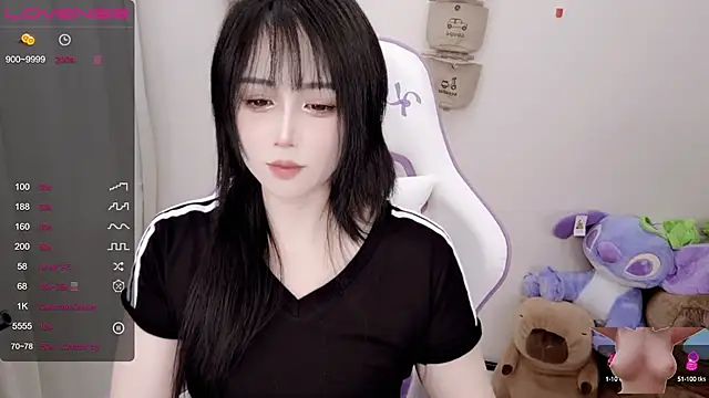 Snapshot of Vaness-a chatting on January 30, 2025, 3:19 pm Vaness-a online show from January 30, 2025, 3:19 pm