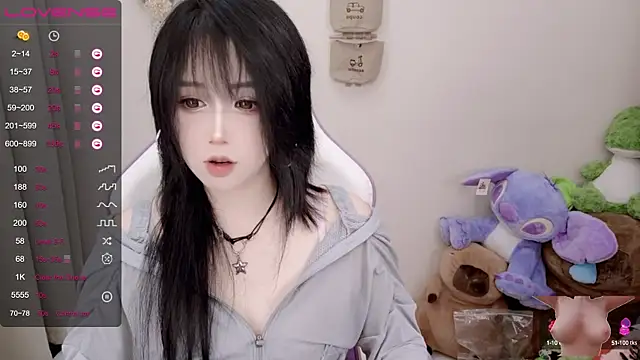 Snapshot of Vaness-a chatting on March 1, 2025, 4:54 pm Vaness-a online show from March 1, 2025, 4:54 pm