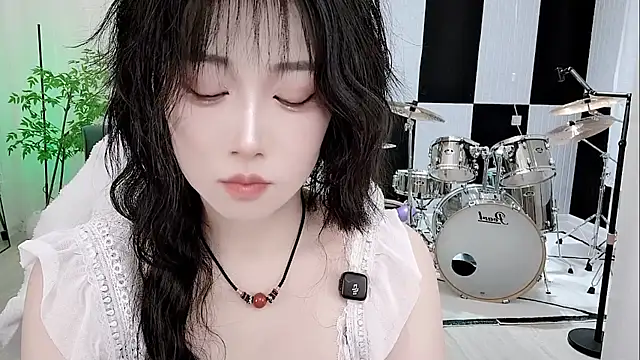 Snapshot of Vaness-a chatting on September 23, 2025, 2:09 pm Vaness-a online show from September 23, 2025, 2:09 pm