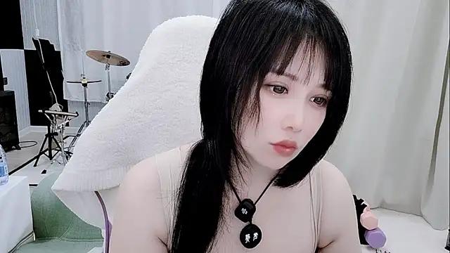Vaness-a online show from June 16, 2026, 5:54 am