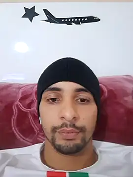 Hazembahloul online show from November 17, 2025, 10:48 pm