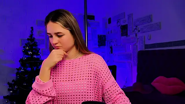 DeboraLarson online show from January 24, 2025, 9:06 am