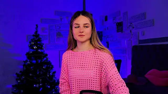 DeboraLarson online show from January 24, 2025, 12:10 pm