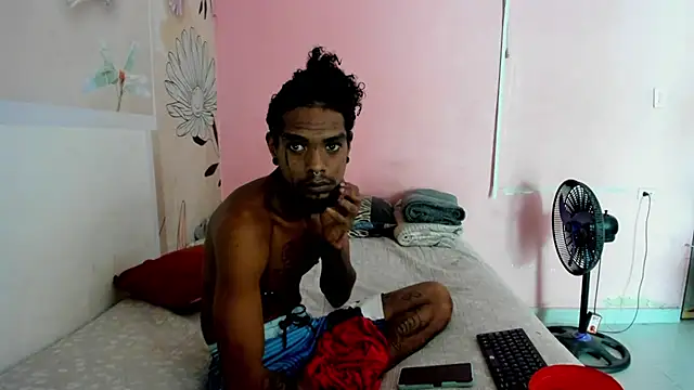 bigblackhotx1 online show from June 1, 2026, 3:25 pm
