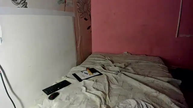 hot ebanospicy online show from May 21, 2026, 3:46 am