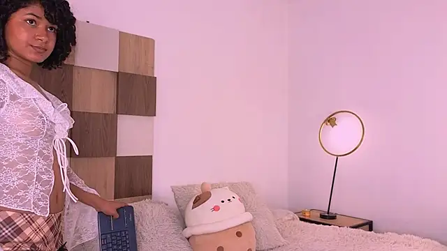 Adele Carter  online show from November 27, 2025, 2:52 pm