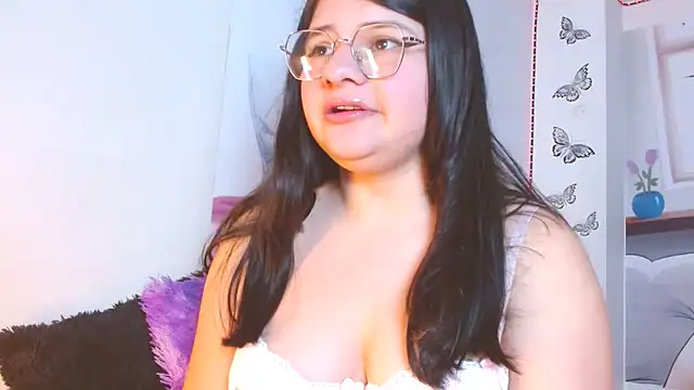 mackenhot303av online show from November 6, 2025, 7:26 pm