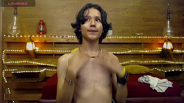 Snapshot of andy_staar chatting on November 18, 2025, 7:07 pm andy staar online show from November 18, 2025, 7:07 pm