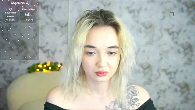 Ashley S online show from April 6, 2026, 10:11 pm