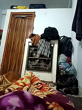 pintuS40 online show from January 29, 2025, 12:01 am