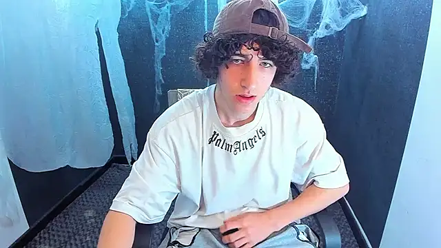 Kerverr  online show from October 30, 2025, 1:34 pm