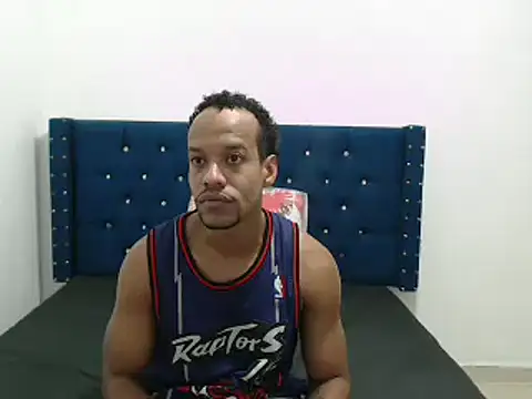 Snapshot of Salomon_koude chatting on March 6, 2025, 12:30 pm Salomon koude online show from March 6, 2025, 12:30 pm