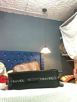 Salomon koude online show from November 13, 2025, 5:34 pm