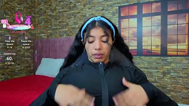 Snapshot of viktorya_xue chatting on February 13, 2026, 11:17 am viktorya xue online show from February 13, 2026, 11:17 am