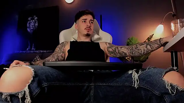 uptomatty online show from March 26, 2026, 8:09 am