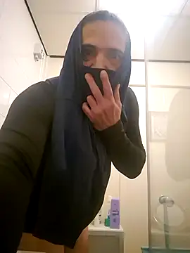 Snapshot of bichitaaz09 chatting on February 11, 2026, 12:26 am bichitaaz09 online show from February 11, 2026, 12:26 am