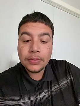 Snapshot of por202 chatting on April 6, 2026, 8:10 pm por202 online show from April 6, 2026, 8:10 pm