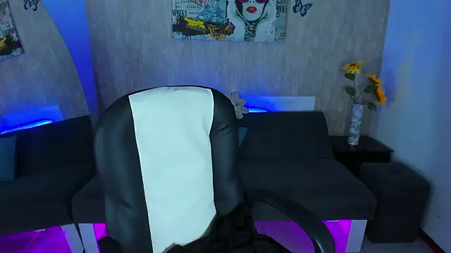 nova sex01 online show from March 5, 2026, 4:19 am