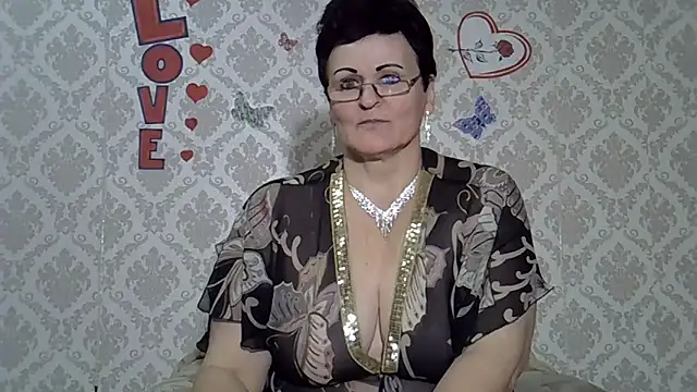 PaulaGolden online show from December 8, 2024, 7:43 pm