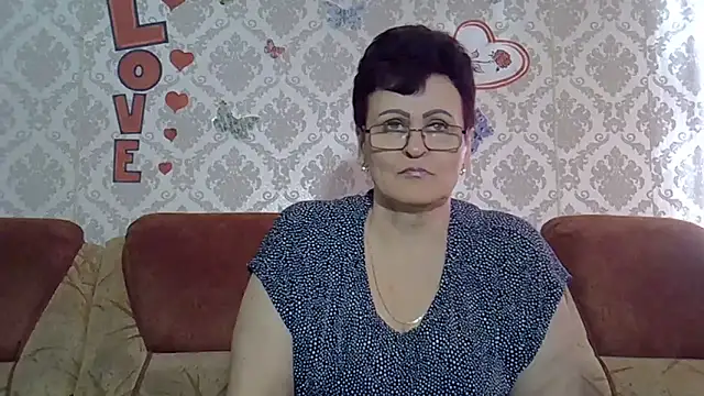 PaulaGolden online show from November 23, 2025, 10:04 am