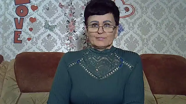 PaulaGolden online show from May 10, 2026, 7:52 pm