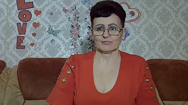 PaulaGolden online show from May 26, 2026, 7:21 pm