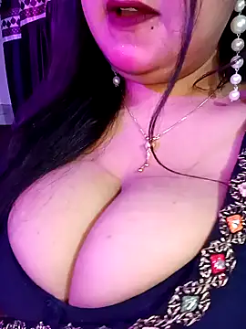 Suhanakhan00 online show from January 31, 2025, 7:07 am