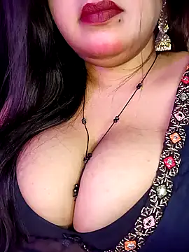 Suhanakhan00 online show from March 17, 2025, 6:07 am