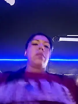 Karenn12 online show from February 5, 2026, 2:49 am