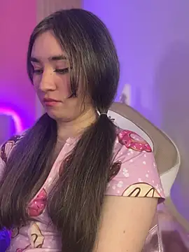 Sophie LS online show from February 4, 2025, 5:31 am