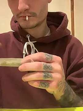 Snapshot of Chicano2k chatting on January 16, 2025, 9:30 pm Chicano2k online show from January 16, 2025, 9:30 pm