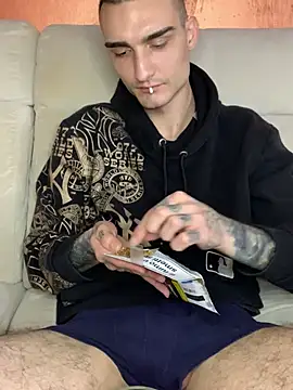 Snapshot of Chicano2k chatting on March 18, 2025, 1:42 pm Chicano2k online show from March 18, 2025, 1:42 pm