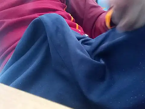 SALLY OMAR  online show from April 3, 2026, 12:25 pm