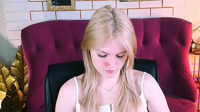 GraceGlamour online show from February 18, 2025, 5:09 am