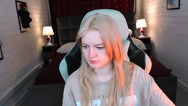 GraceGlamour online show from March 13, 2025, 5:11 am