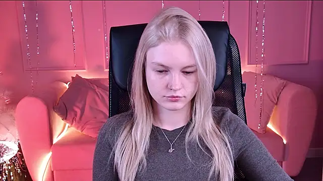 GraceGlamour online show from February 3, 2026, 5:05 am