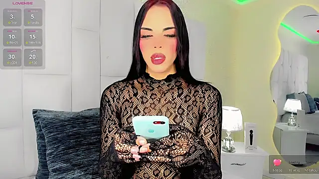 CandyJoselyn online show from November 1, 2025, 12:51 pm