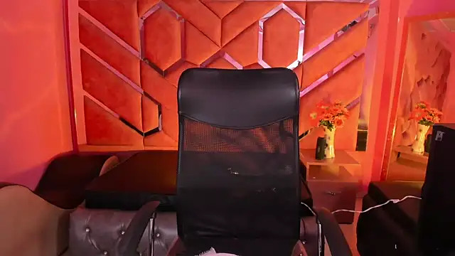 Eimy Sexy  online show from February 23, 2026, 1:19 pm