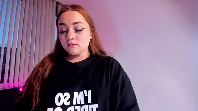 Valentina Se online show from December 3, 2024, 10:50 am