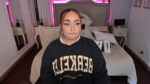 Valentina Se online show from February 5, 2025, 3:34 am