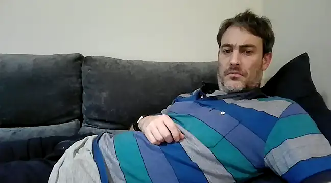 basquehotboy online show from December 18, 2024, 10:13 pm